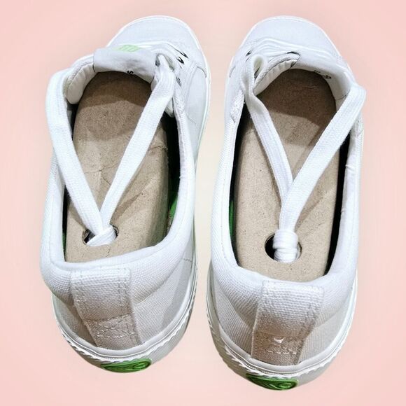 Cariuma OCA Organic Canvas Sneakers Unisex Lace Up Cushioned Off White NEW - Picture 3 of 9